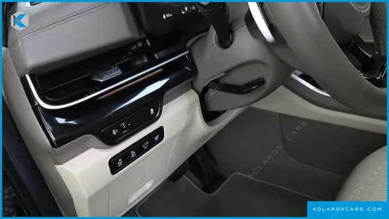 KIA CARNIVAL DIESEL 7-SEATER GRAVITY