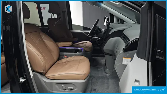 HYUNDAI STARIA HEV 1.6 LOUNGE 7-SEATER