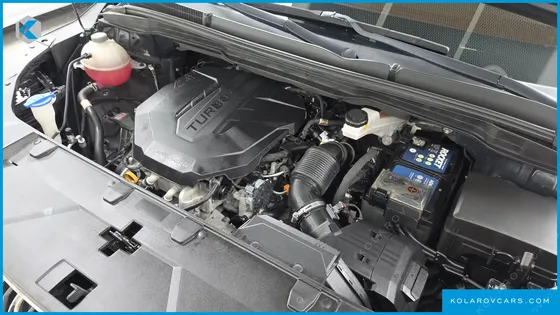KIA CARNIVAL DIESEL 9-SEATER HI-LIMOUSINE