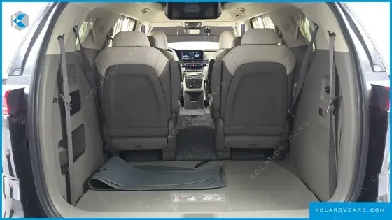 KIA CARNIVAL DIESEL 9-SEATER HI-LIMOUSINE