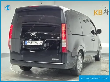 HYUNDAI STARIA CARGO 5-SEATER