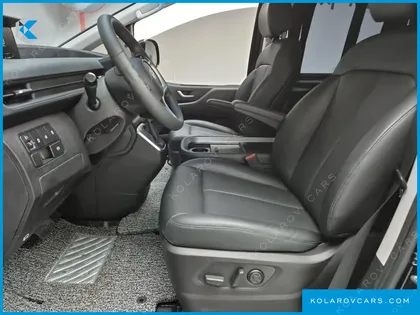 HYUNDAI STARIA CARGO 5-SEATER