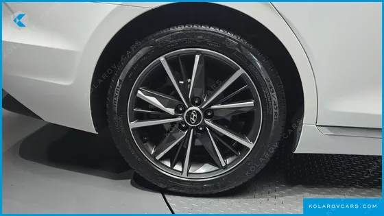 HYUNDAI GRANDEUR 2.5