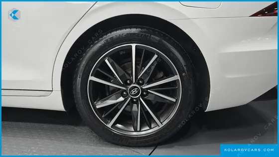 HYUNDAI GRANDEUR 2.5