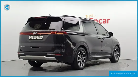 KIA CARNIVAL GASOLINE 7-SEATER SIGNATURE