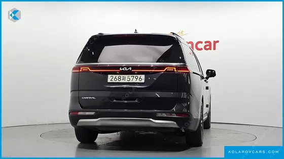 KIA CARNIVAL GASOLINE 7-SEATER SIGNATURE