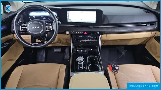 KIA CARNIVAL GASOLINE 7-SEATER SIGNATURE
