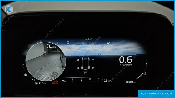 KIA CARNIVAL GASOLINE 7-SEATER SIGNATURE