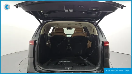 KIA CARNIVAL GASOLINE 7-SEATER SIGNATURE