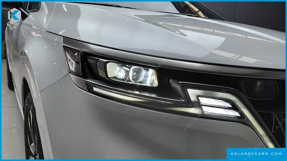 KIA CARNIVAL DIESEL 7-SEATER NOBLESSE