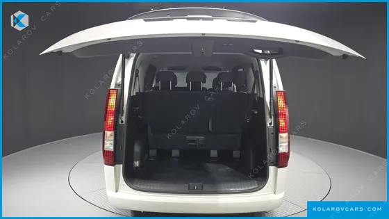 HYUNDAI STARIA TOURER 9-SEATER