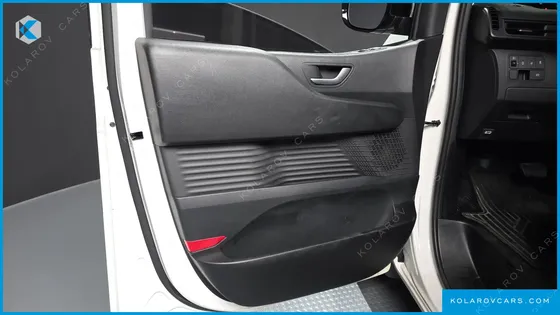 HYUNDAI STARIA TOURER 9-SEATER