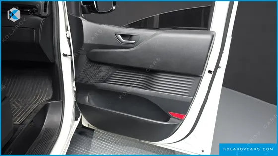 HYUNDAI STARIA TOURER 9-SEATER
