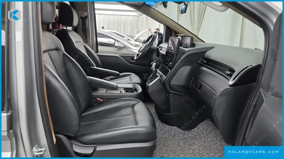 HYUNDAI STARIA 2WD CAMPING CAR