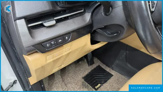 KIA CARNIVAL DIESEL 9-SEATER PRESTIGE