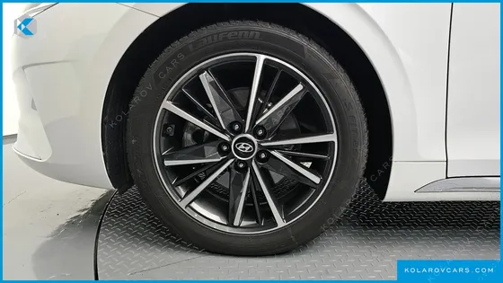HYUNDAI GRANDEUR 2.5