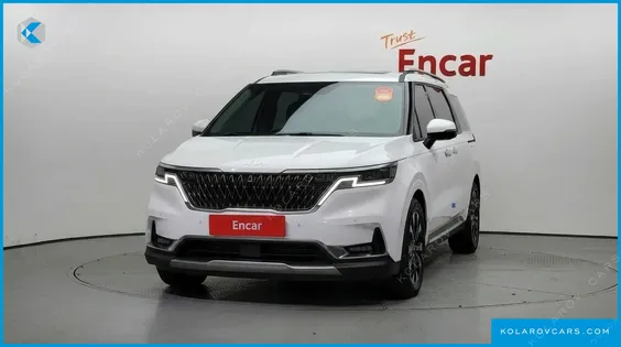 KIA CARNIVAL GASOLINE 7-SEATER OUTDOOR