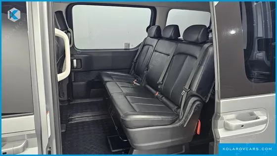 HYUNDAI STARIA TOURER 11-SEATER