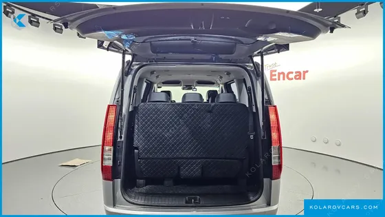 HYUNDAI STARIA TOURER 11-SEATER
