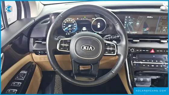 KIA CARNIVAL DIESEL 9-SEATER NOBLESSE