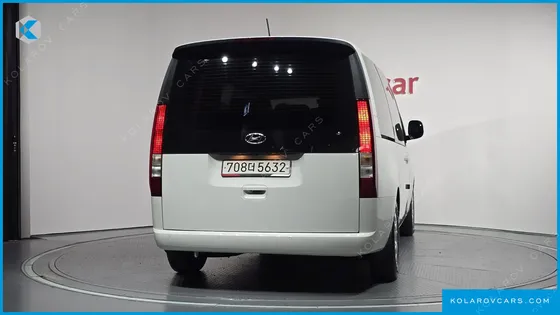 HYUNDAI STARIA TOURER 11-SEATER