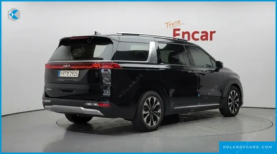 KIA CARNIVAL GASOLINE 7-SEATER SIGNATURE