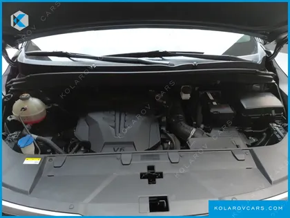 KIA CARNIVAL GASOLINE 7-SEATER SIGNATURE