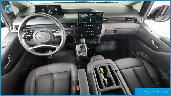 HYUNDAI STARIA L3.5 CARGO 3-SEATER