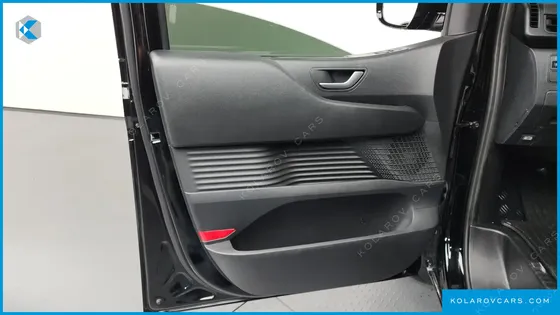 HYUNDAI STARIA L3.5 CARGO 3-SEATER