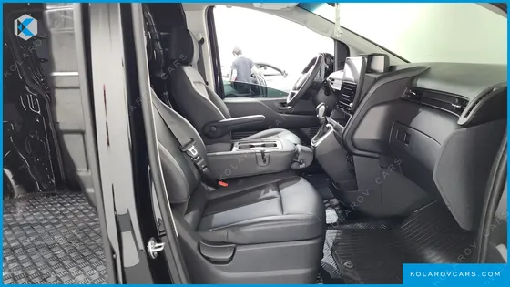 HYUNDAI STARIA L3.5 CARGO 3-SEATER