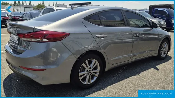 HYUNDAI ELANTRA (AVANTE) 1.6 GDI SMART