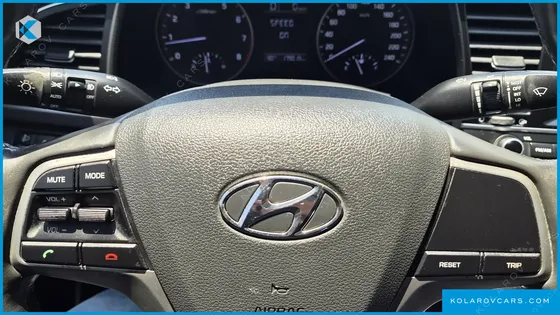 HYUNDAI ELANTRA (AVANTE) 1.6 GDI SMART