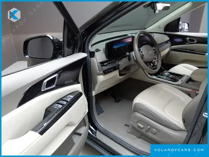 KIA CARNIVAL GASOLINE 9-SEATER SIGNATURE