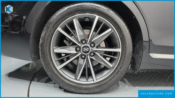 HYUNDAI GRANDEUR 2.5