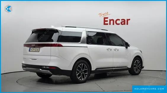 KIA CARNIVAL GASOLINE 9-SEATER SIGNATURE
