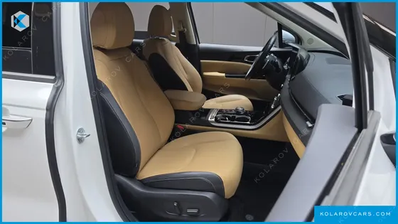 KIA CARNIVAL GASOLINE 9-SEATER SIGNATURE