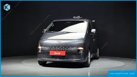 HYUNDAI STARIA TOURER 11-SEATER