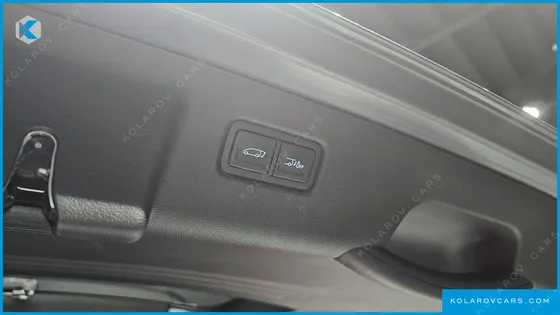HYUNDAI STARIA TOURER 11-SEATER