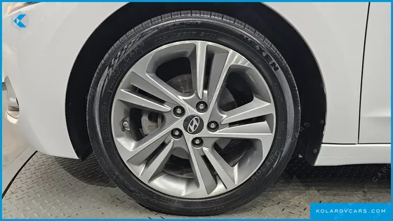 HYUNDAI ELANTRA (AVANTE) 1.6 GDI VALUE PLUS