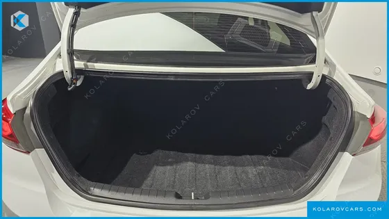 HYUNDAI ELANTRA (AVANTE) 1.6 GDI VALUE PLUS