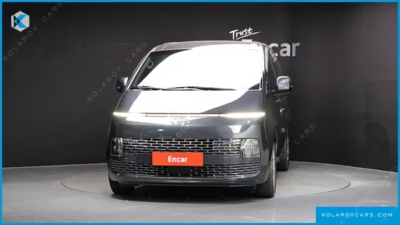 HYUNDAI STARIA L3.5 CARGO 5-SEATER