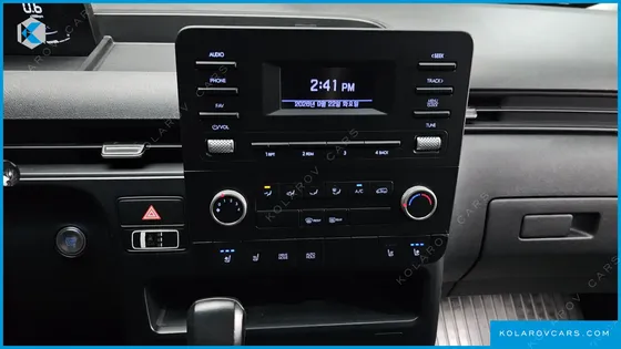 HYUNDAI STARIA L3.5 CARGO 5-SEATER