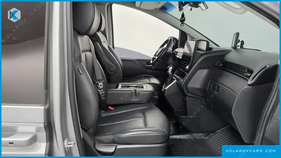 HYUNDAI STARIA L3.5 TOURER 11-SEATER