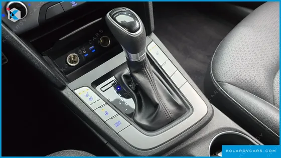HYUNDAI ELANTRA (AVANTE) 1.6 GDI VALUE PLUS