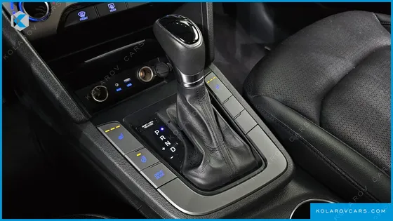HYUNDAI ELANTRA (AVANTE) 1.6 GDI SMART