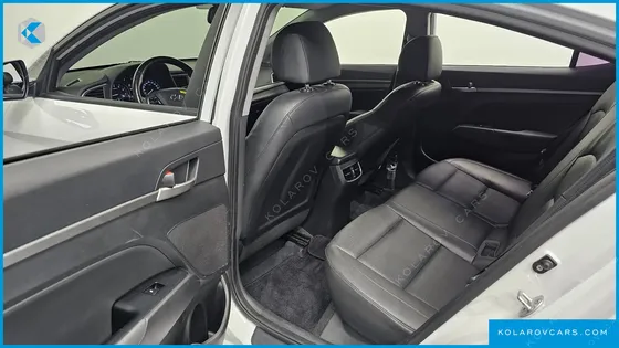HYUNDAI ELANTRA (AVANTE) 1.6 GDI SMART