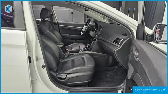 HYUNDAI ELANTRA (AVANTE) 1.6 GDI SMART