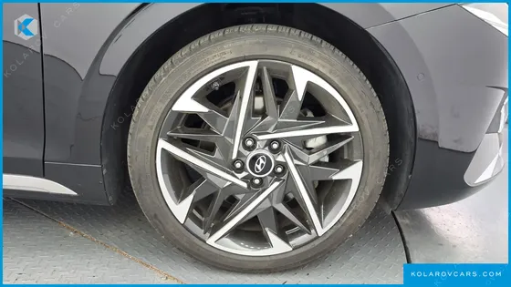 HYUNDAI GRANDEUR 3.3