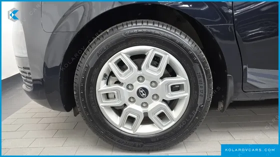 HYUNDAI STARIA L3.5 CARGO 3-SEATER