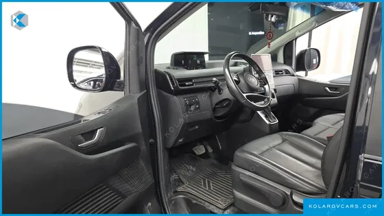 HYUNDAI STARIA L3.5 CARGO 3-SEATER